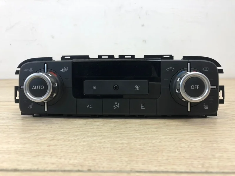 Блок управления климат контролем VW Touareg NF 2010-2014 7P