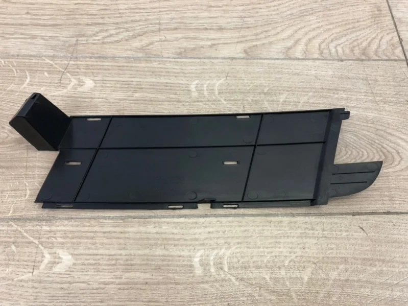 Решетка бампера Audi Q7 2010-2015 4L