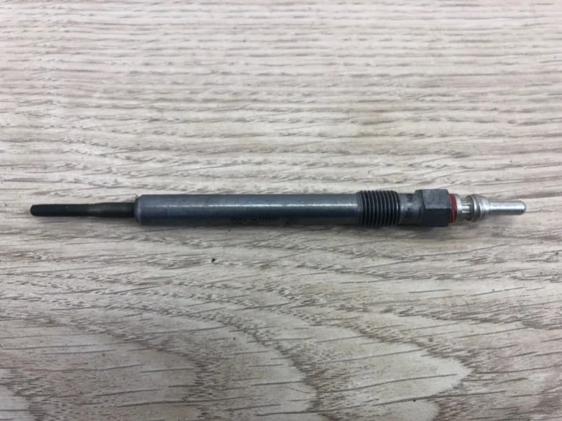 Свеча накала VW Touareg 2003-2010 7L