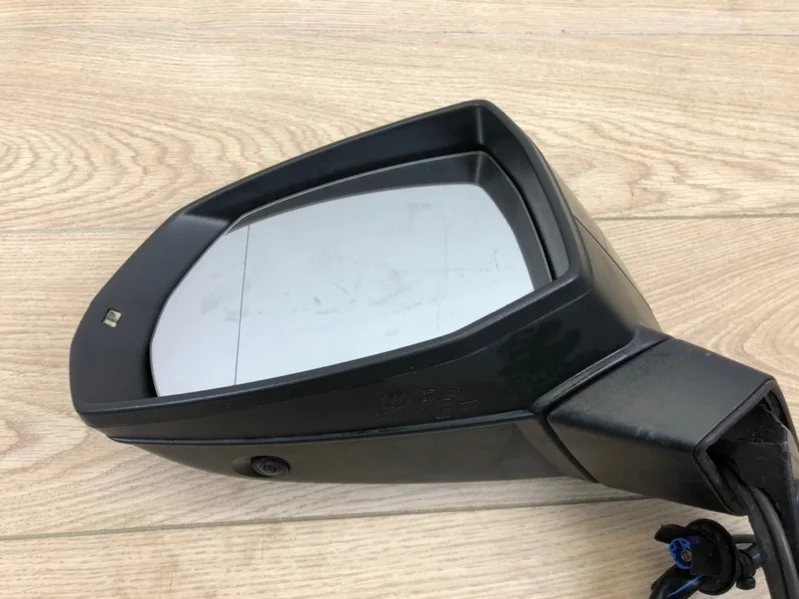 Зеркало Audi Q7 2015- 4M