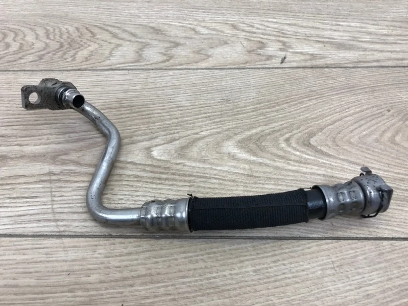 Трубка системы охлаждения акпп Audi A7 2011-2018 4G8