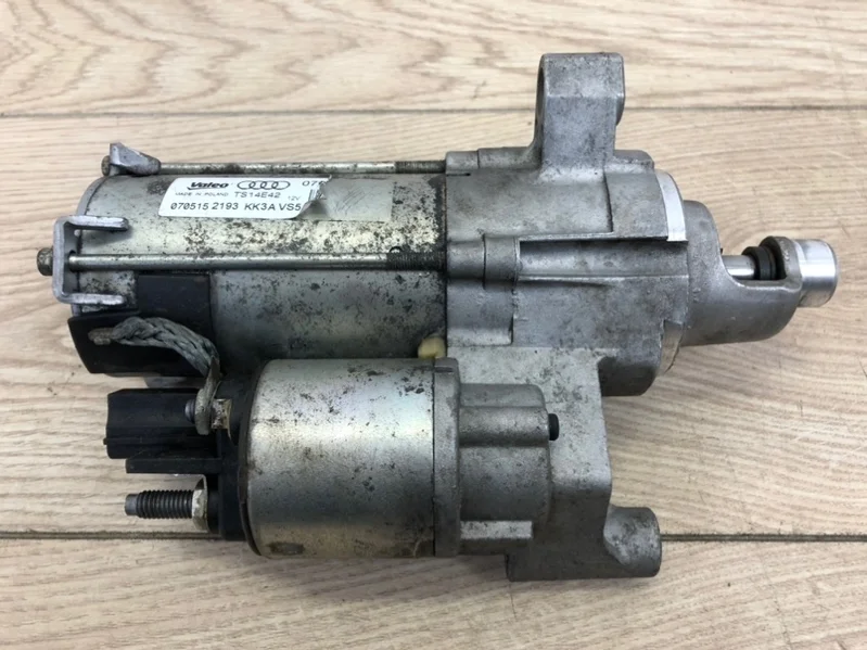 Стартер Audi Q7 2010-2015 4L