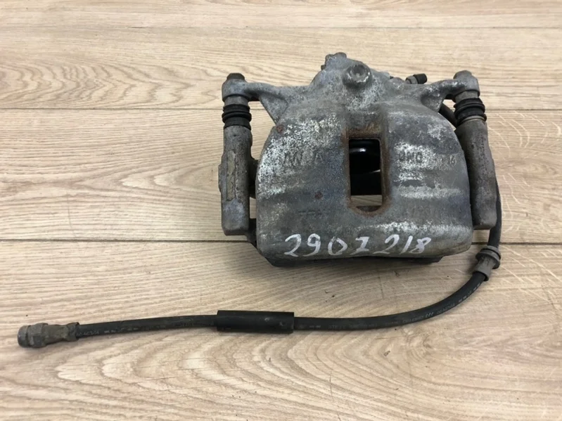 Суппорт тормозной VW Passat B8 2015- 3G