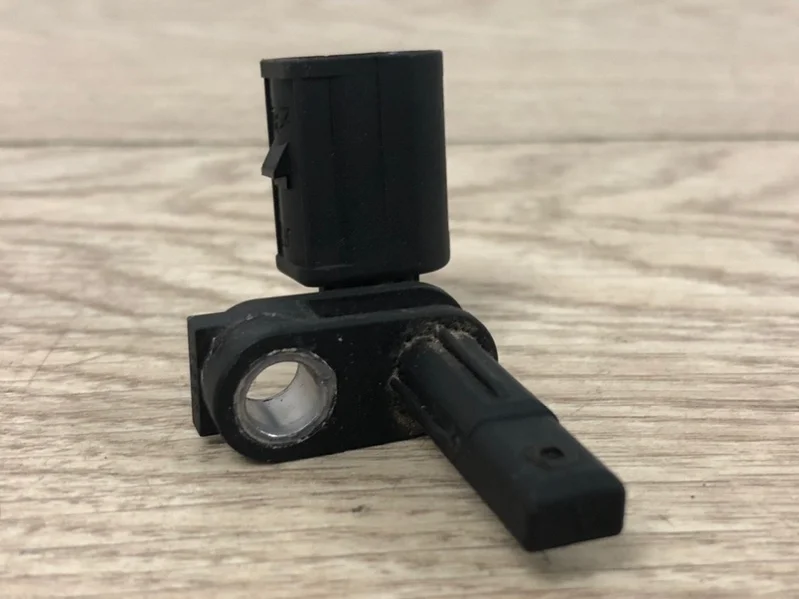 Датчик abs VW Touareg 2 2010-2018 7P