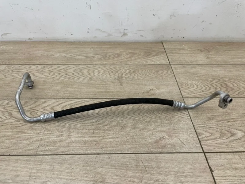 Трубопровод хладагента VW Transporter T6 2016 7J