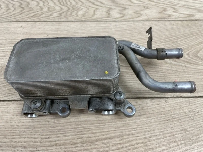 Радиатор масляный трубками Porsche Cayenne 2016 958 (92A)