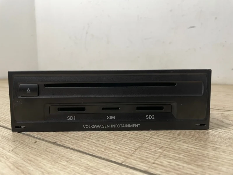 Блок управления информационной системы 'mmi 3g+' VW Touareg 2 2010-2018 7P