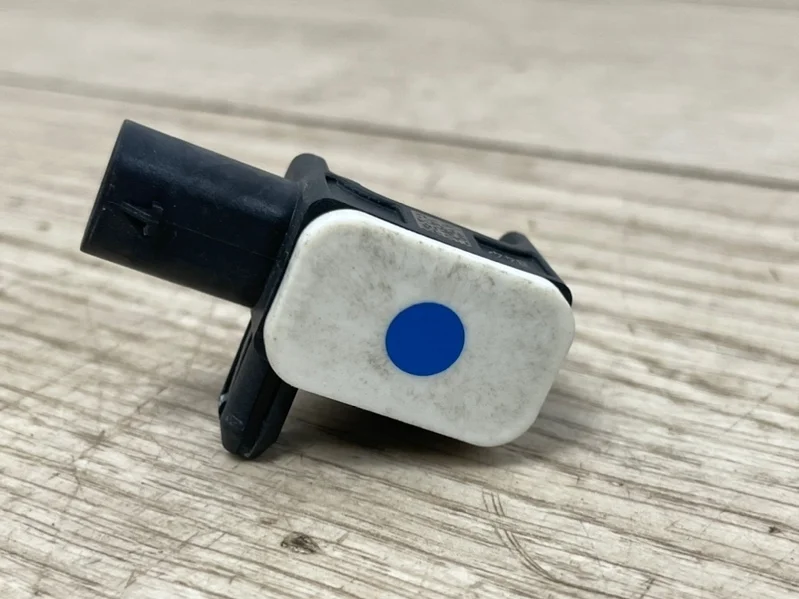 Датчик удара VW Touareg NF 2013 7P