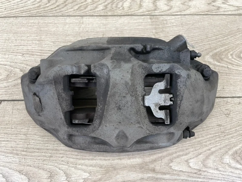 Суппорт тормозной Audi Q7 2015- 4M