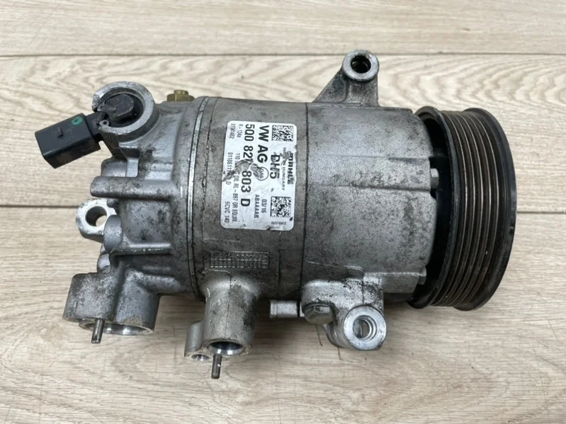 Компрессор кондиционера VW Transporter T6 2016 7J