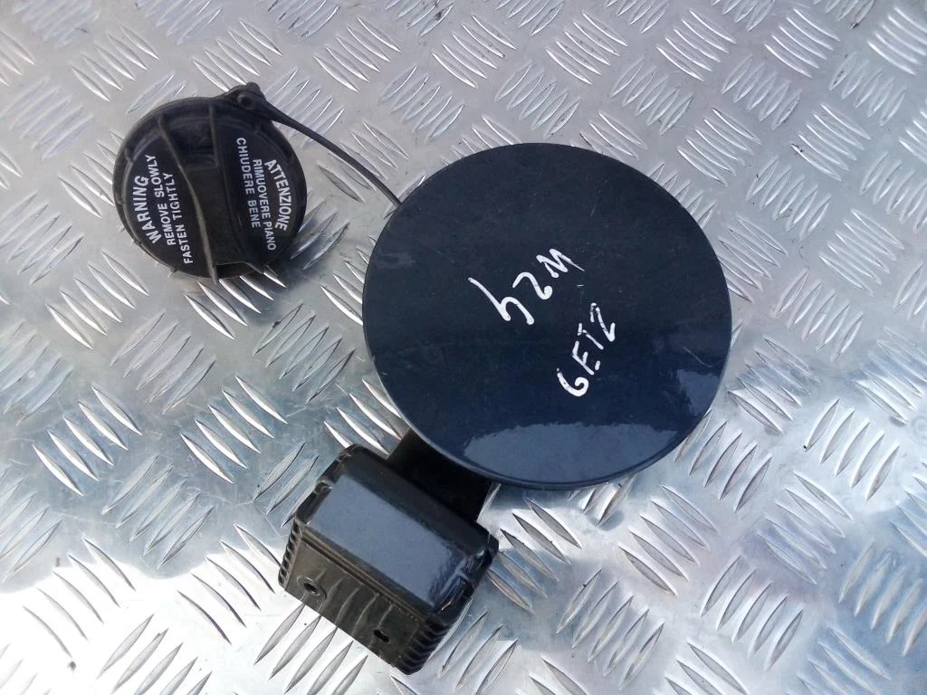 Лючок бензобака Hyundai GETZ I (2002—2005) I рест