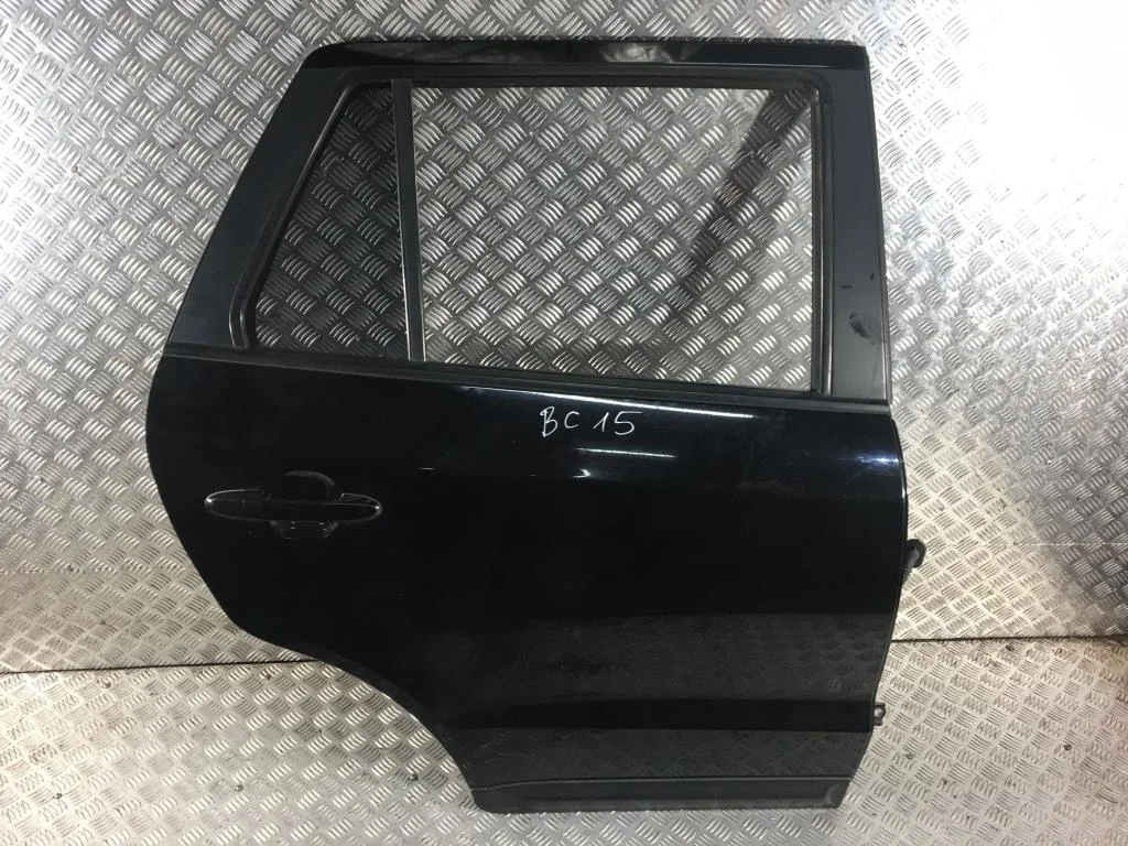 Дверь задняя правая Hyundai SANTA FE II (2005—201