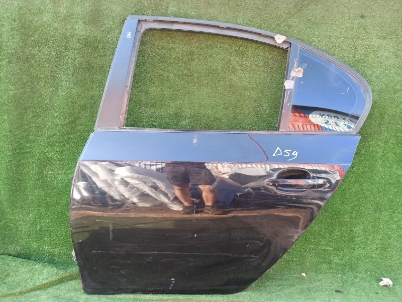 Дверь BMW E60