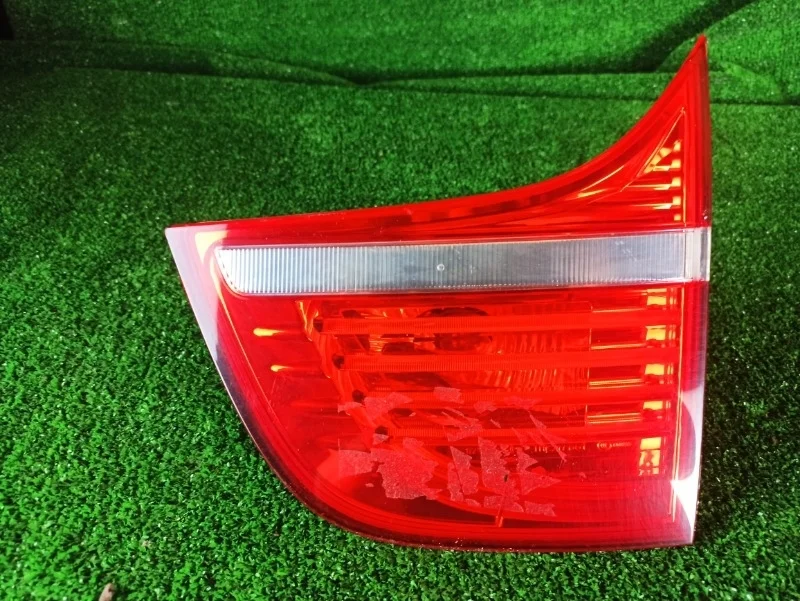 Фонарь в крышку багажника BMW E71