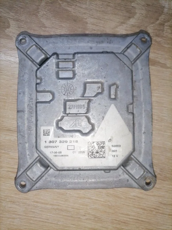 Блок управления фар Audi A4 2011 8K2