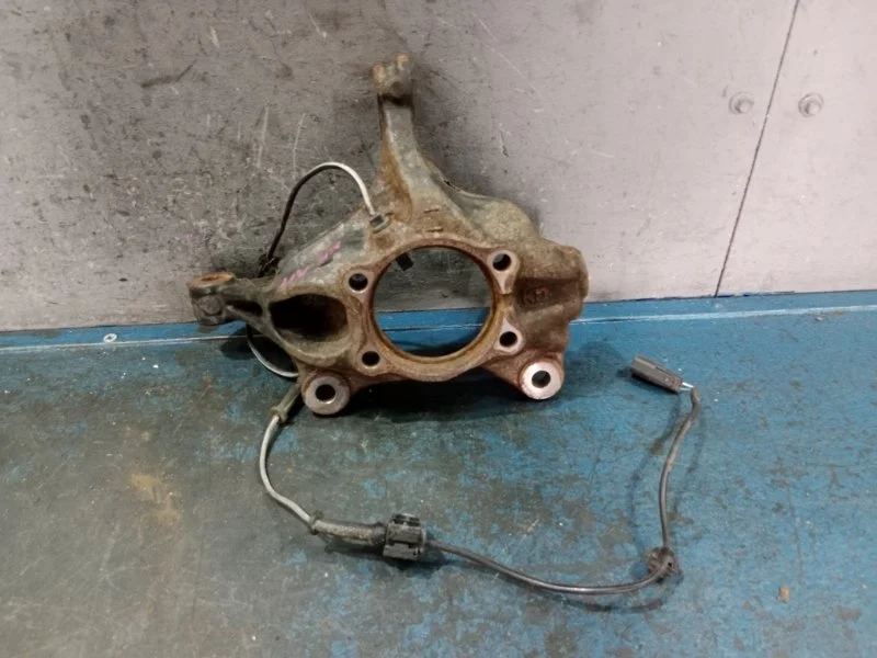 Кулак Mazda CX-5 KE