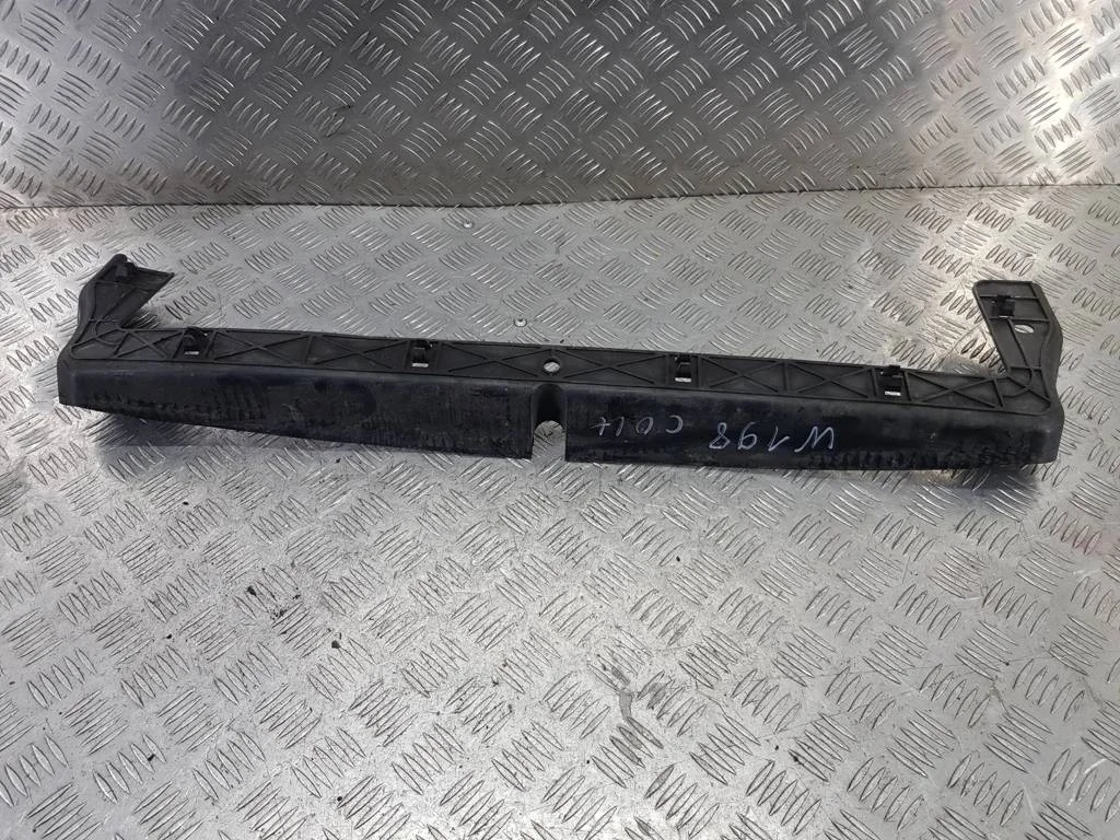 Пыльник двигателя MITSUBISHI COLT Z30 (2002—2012)