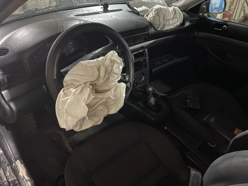 Продажа Audi A4 1.8 (125Hp) (ADR) FWD MT по запчастям