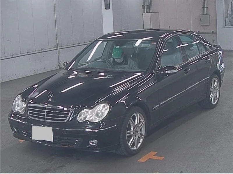 Продажа Mercedes-Benz C class 2.5 (204Hp) (272.920) RWD AT по запчастям