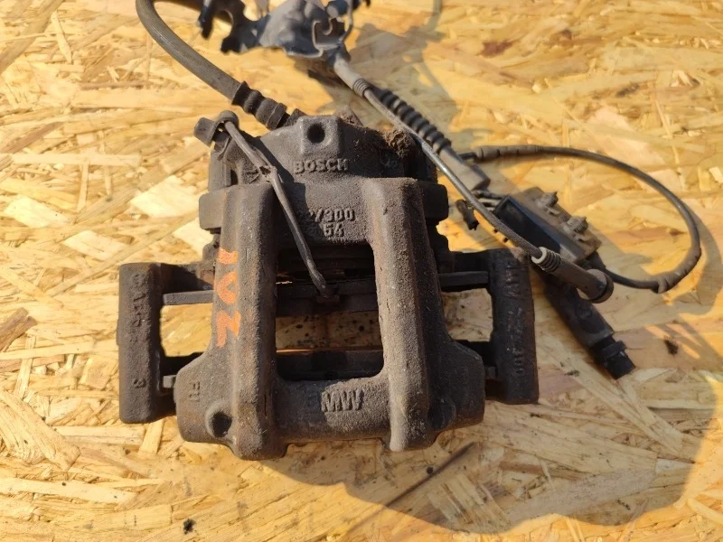 Суппорт тормозной BMW 320D 2012 F30