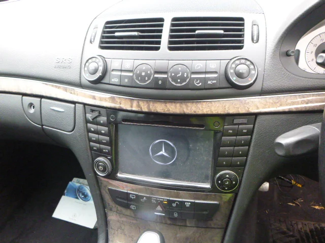 Продажа Mercedes-Benz E class 3.2D (204Hp) (648.961) RWD AT по запчастям