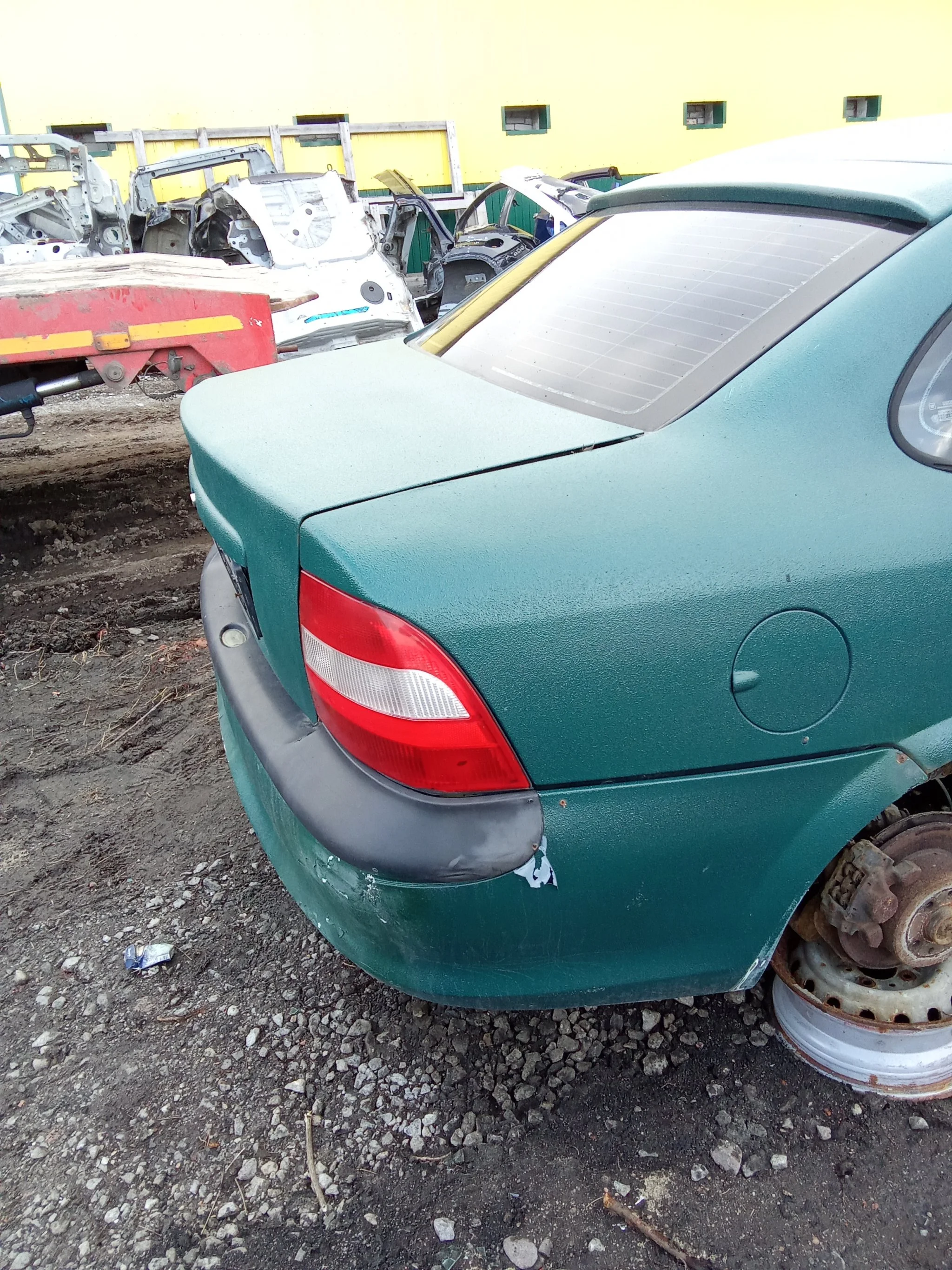 Продажа Opel Vectra 1.8 (115Hp) (X18XE) FWD MT по запчастям