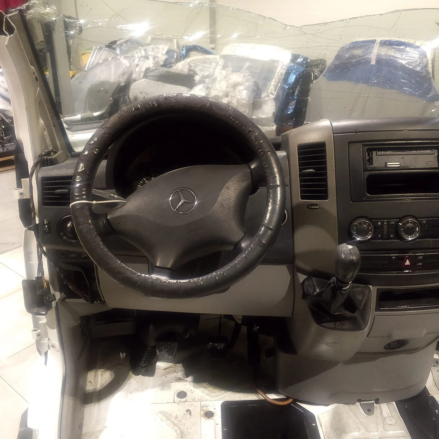 Продажа Mercedes-Benz Sprinter 2.1D (150Hp) (646.986) RWD MT по запчастям