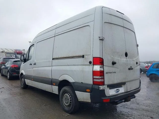 Продажа Mercedes-Benz Sprinter 2.1D (95Hp) (651.955) RWD MT по запчастям