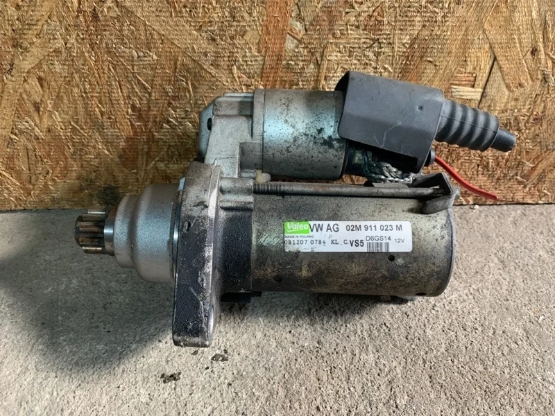 Стартер Volkswagen Passat 2005-2010 B6
