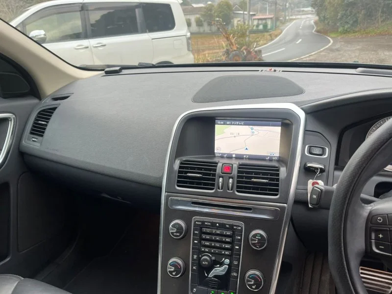 Продажа Volvo XC60 2.0 (240Hp) (B4204T7) FWD AT по запчастям