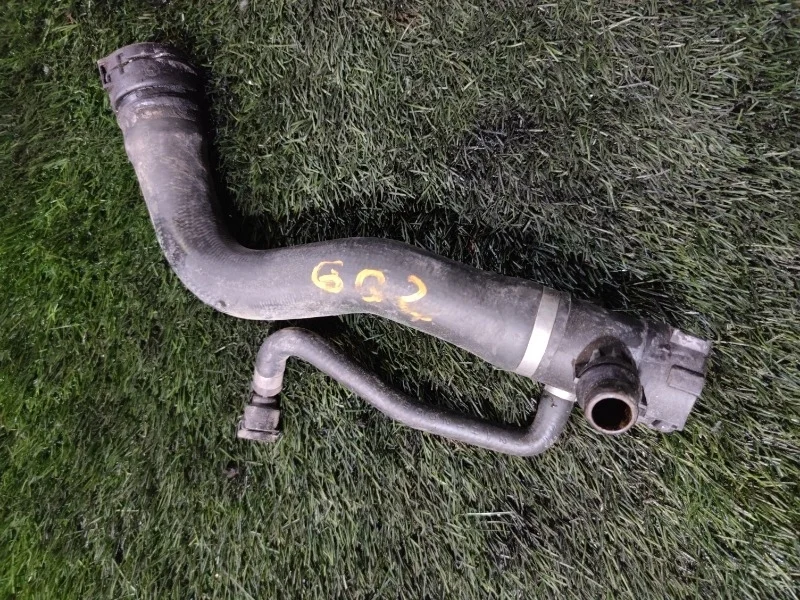 Шланг системы охлаждения BMW 328i 2012 F30