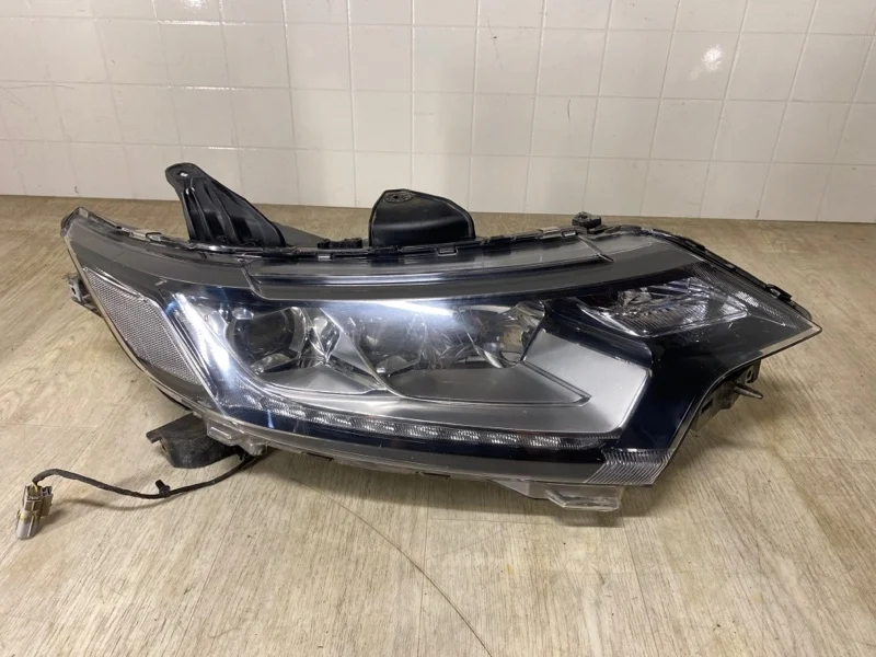 ФАРА MITSUBISHI OUTLANDER 3 2015 2016 2017 2018 2019 2020 8301C864 GF, передняя правая