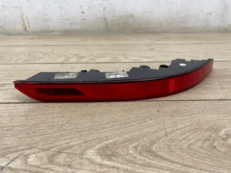 Фонарь бампера Porsche Cayenne 2014-2017 958 (92A)