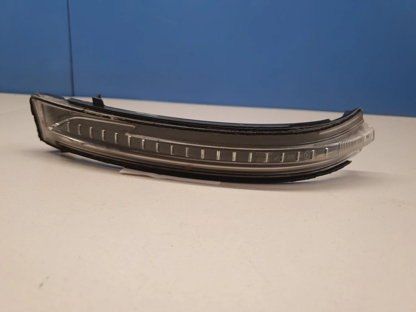 Указатель поворота в зеркало правый для Nissan Qashqai J11E 2014-