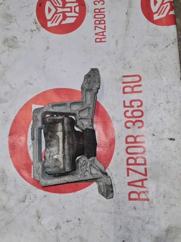 Опора двс Volvo S40 2009 MS