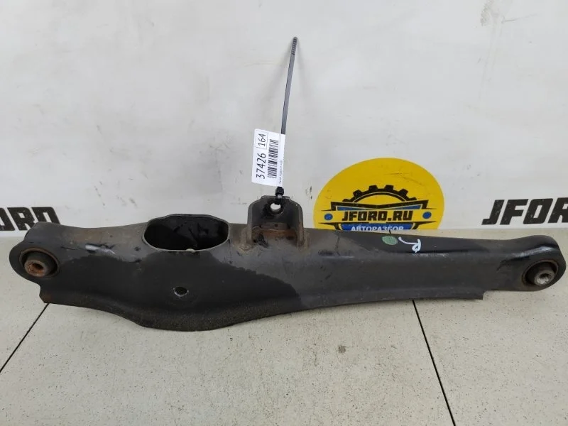 Рычаг подвески Mitsubishi Outlander 2021