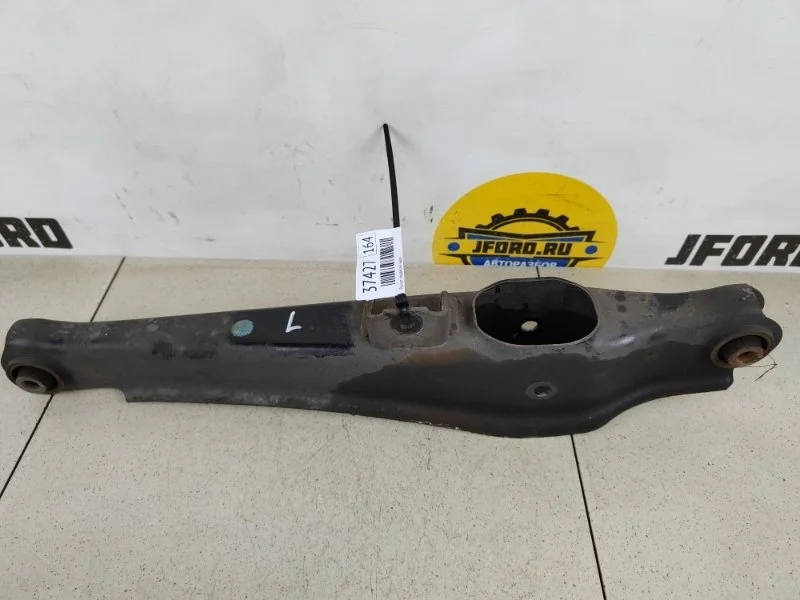 Рычаг подвески Mitsubishi Outlander 2021
