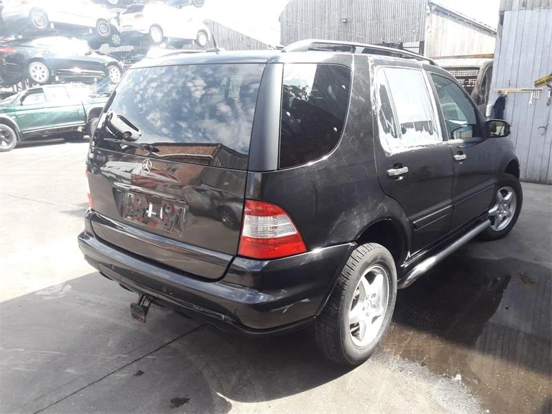 Продажа Mercedes-Benz M class 3.7 (235Hp) (112.970) 4WD AT по запчастям