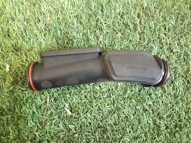 Трубка турбины Volkswagen Touran 2008-2011 03C145674A I РЕСТАЙЛИНГ 1.4