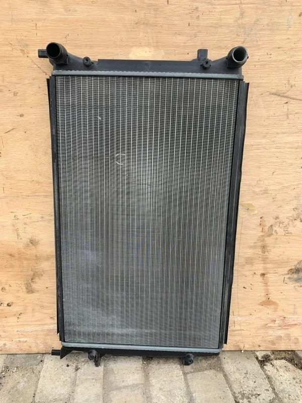 Радиатор двс Volkswagen Jetta 2005-2011