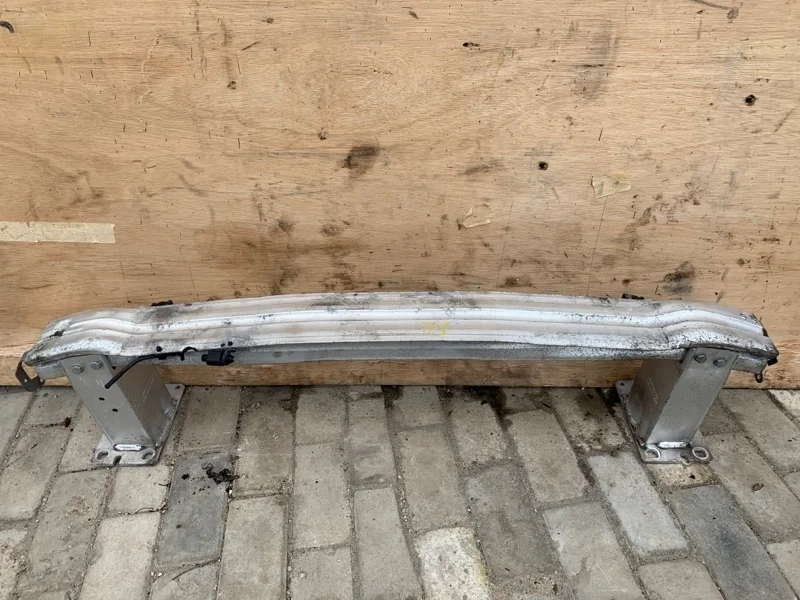 Усилитель бампера Audi A4 2007-2011 B8 седан