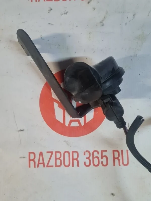 Звуковой сигнал низкий Volkswagen Touareg 2005 7L6