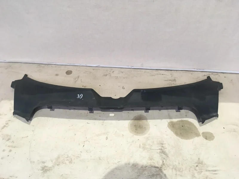 Накладка на замок Audi A6 2004-2011 4F0807081 C6 AUK