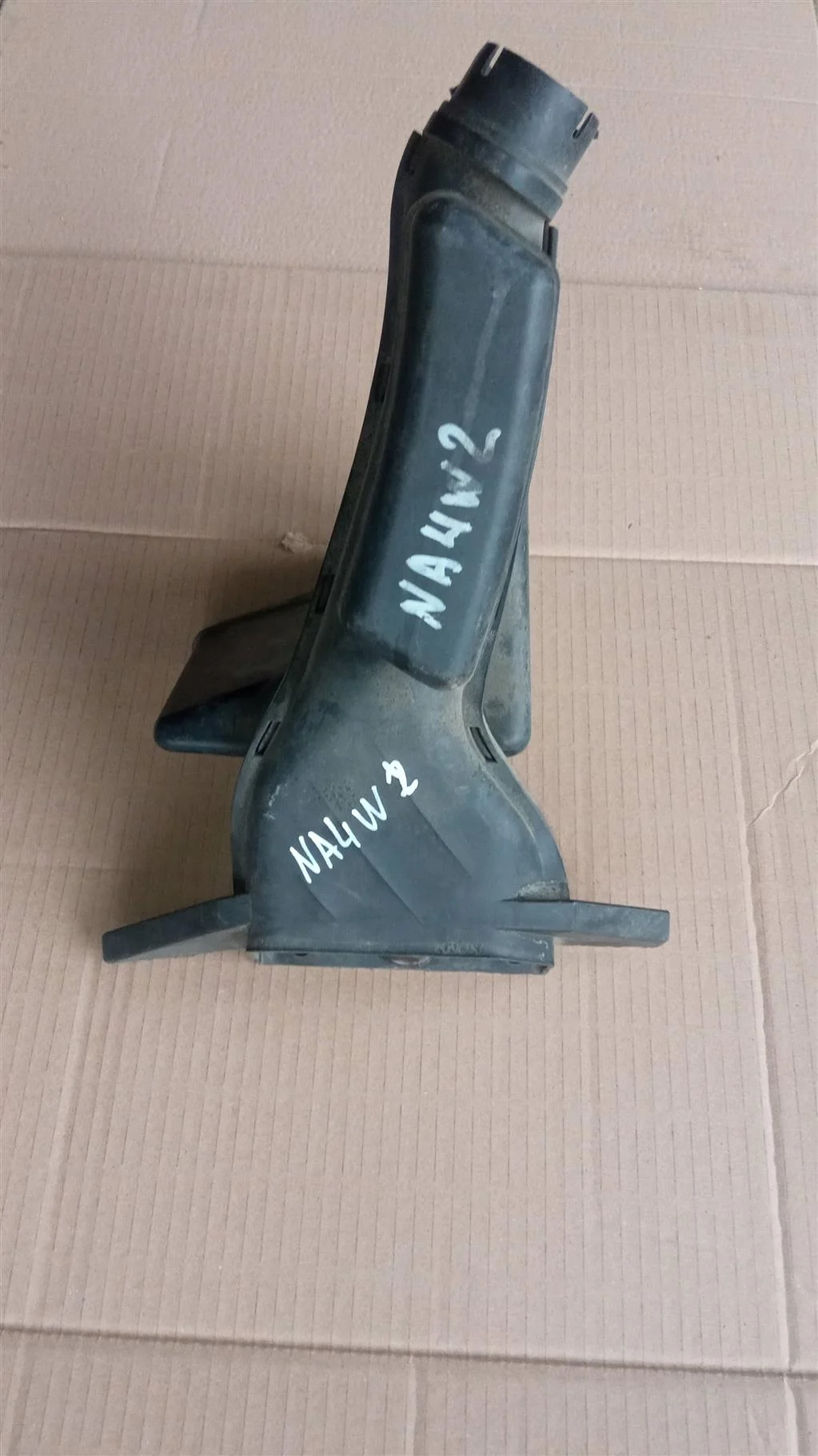 Б.у. воздухозаборник MITSUBISHI GRANDIS NA4W MITSUBISHI GRANDIS NA4W