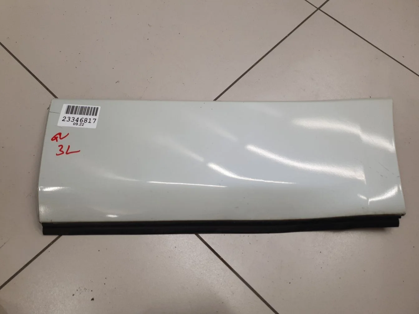 Молдинг двери левый задний для Suzuki Grand Vitara 2005-2015