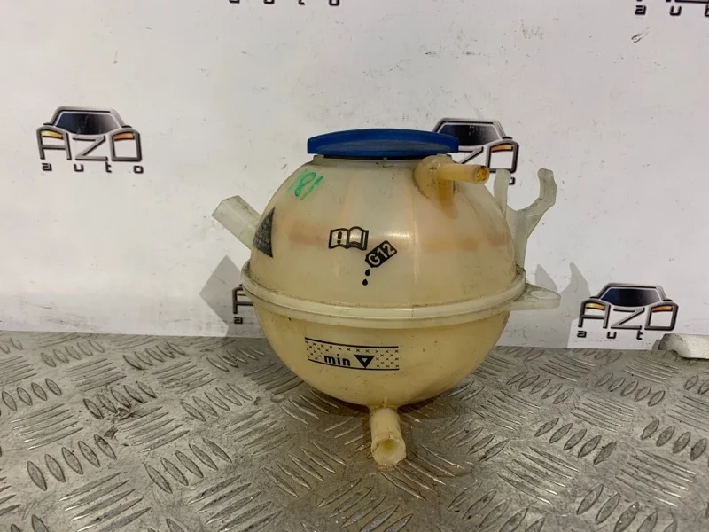 Бачок расширительный Volkswagen Passat 2008 1K0121407A B6 1.8