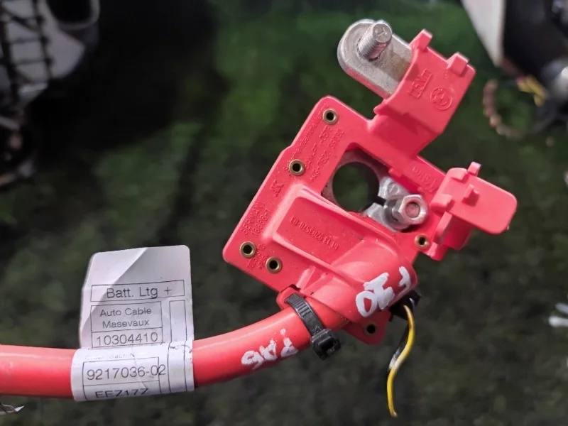 Плюсовой провод BMW 520D 2010 F10