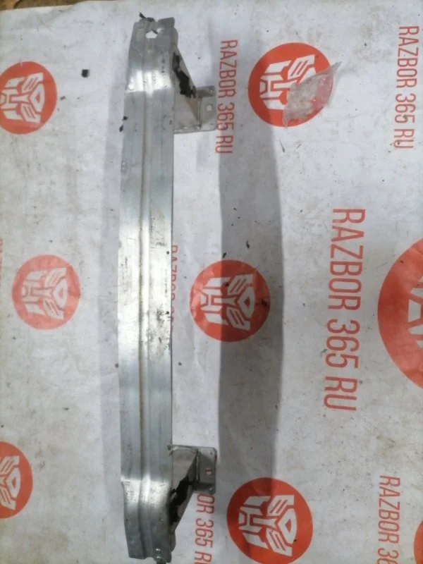 Усилитель бампера Audi A5 2010 8T3