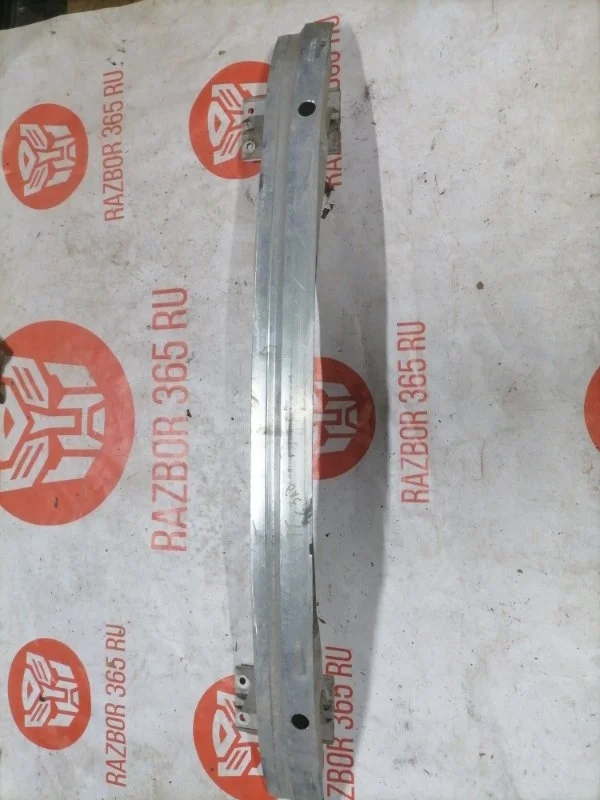 Усилитель бампера Audi TT 2001 8N3