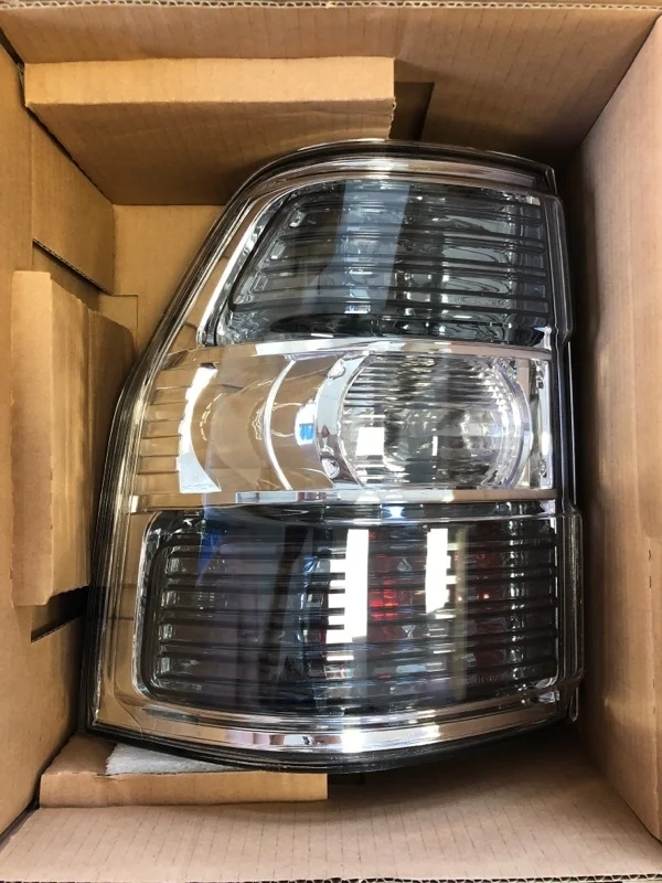 ФОНАРЬ В КРЫЛО MITSUBISHI PAJERO 4 2007 21419A5LUE V87W 4M41, задний левый